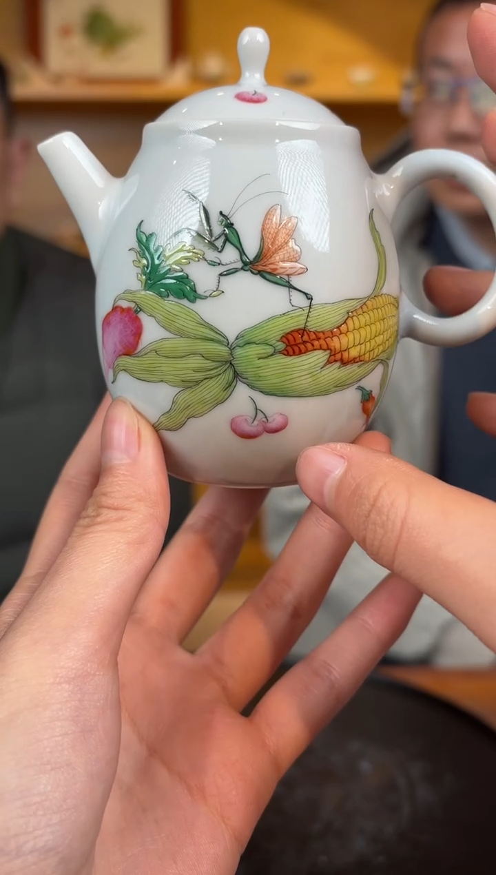 【闪购商品】壶B49【人间瓷画】《廖志远》