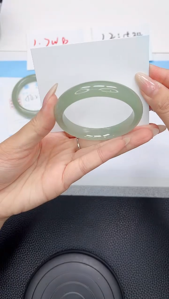 石英质玉手镯未镶嵌a74-62.6