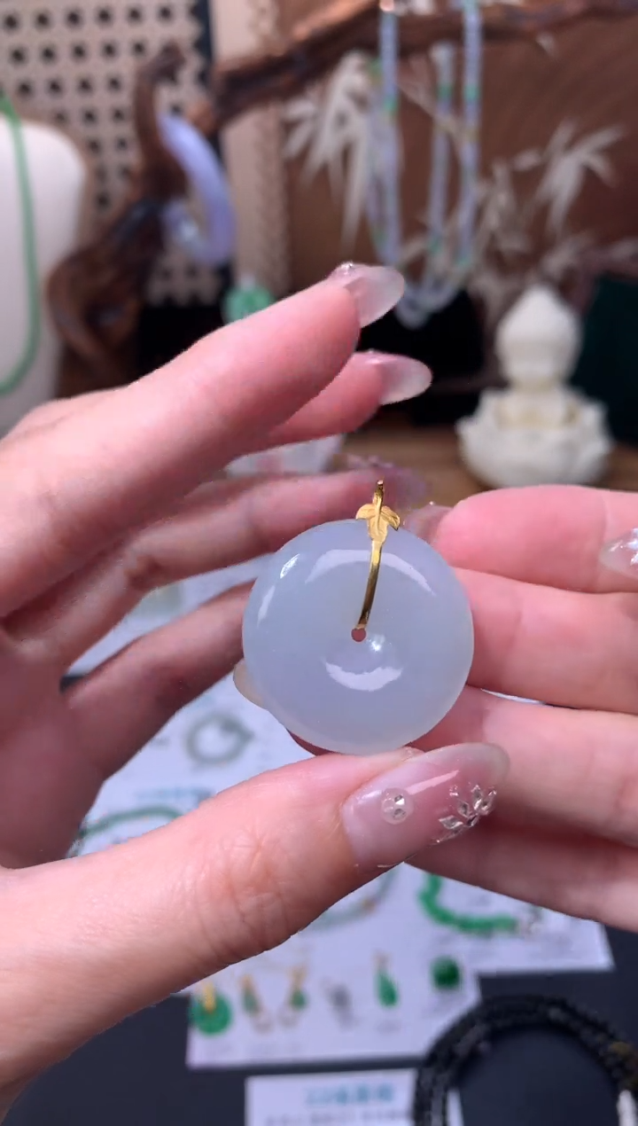 18K金镶嵌定制翡翠48小时鉴赏期 退货不扣服务费