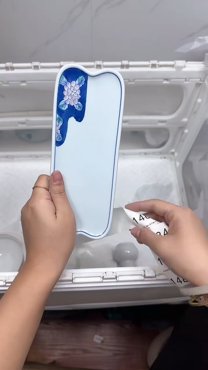 【闪购商品】1483回流瓷器默认微瑕，18.8包邮