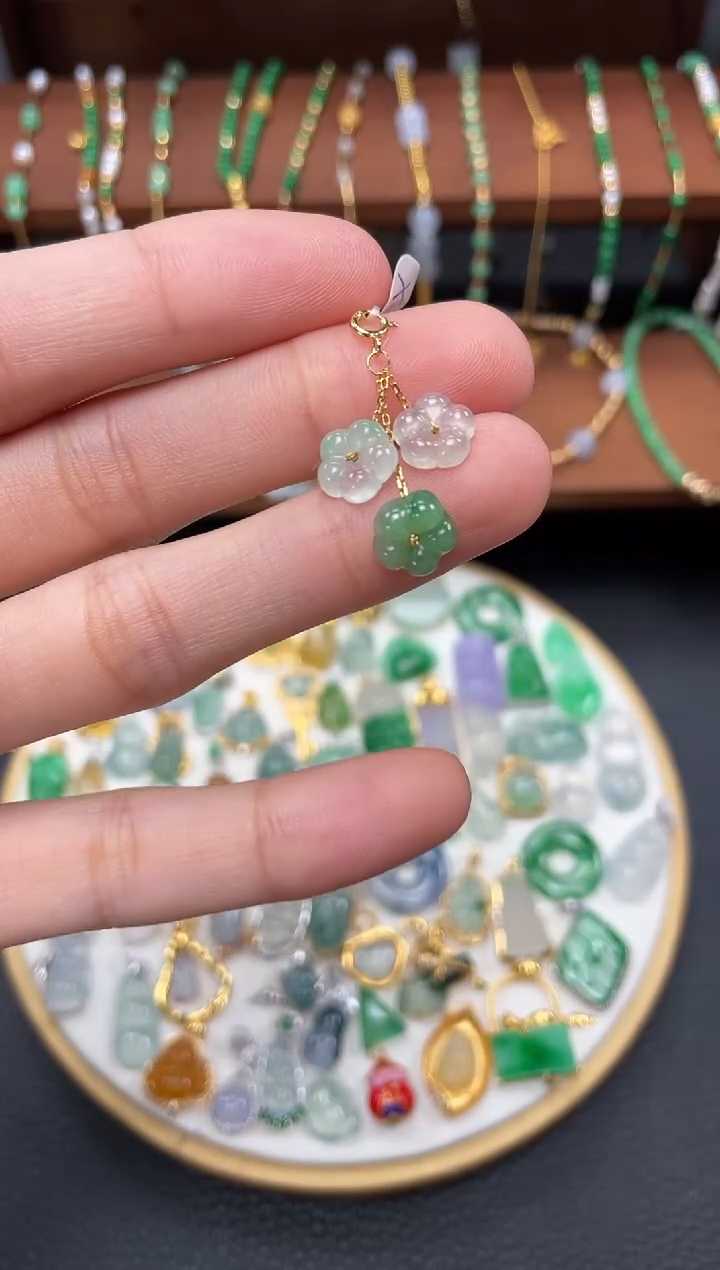 【闪购商品】翡翠吊坠(不含链)18K金镶嵌一个   JK235