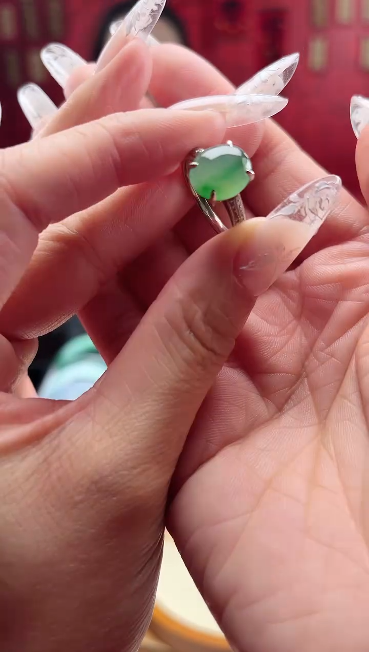 【闪购商品】翡翠戒指18K金镶嵌戒指