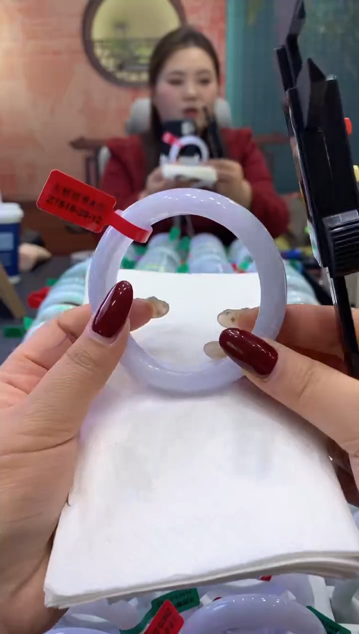 【闪购商品】翡翠手镯未镶嵌多人0019449