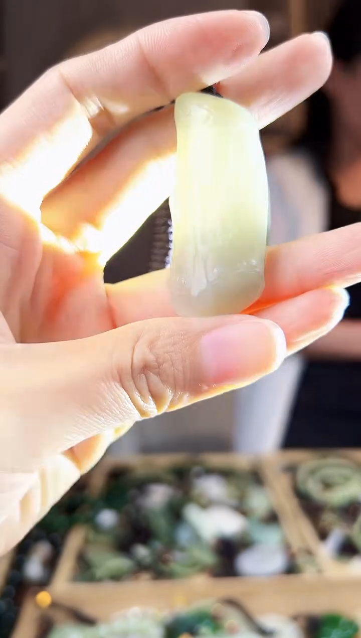 颈饰未镶嵌和田玉拍一发一，多样性发货