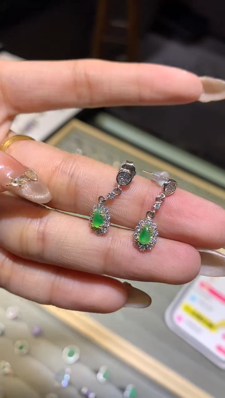 【闪购商品】翡翠吊坠(不含链)银S925镶嵌耳饰