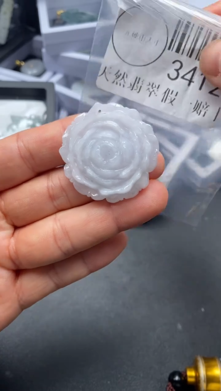 吊坠(不含链)未镶嵌翡翠3412