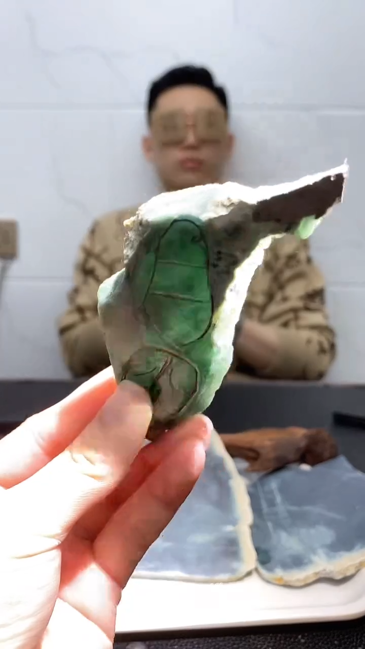 【闪购商品】翡翠挂件未镶嵌天然翡翠A货原料