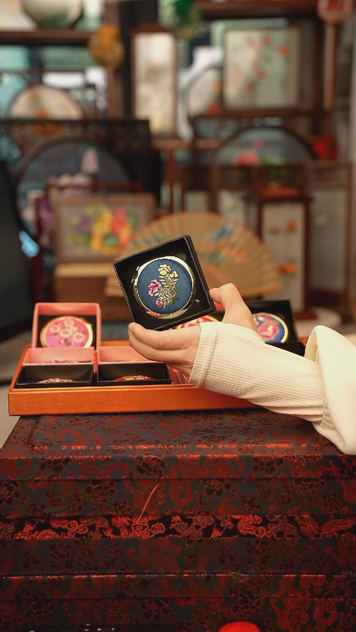 扇子镜子 绣花双面非遗