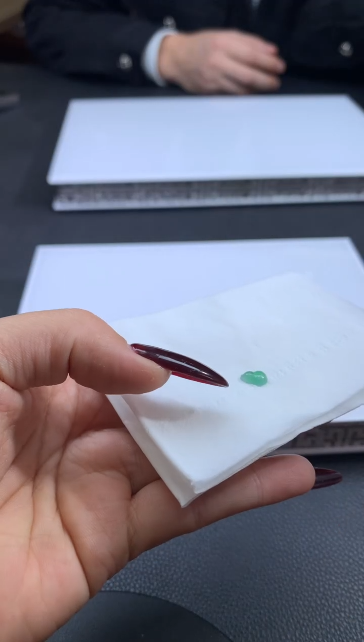 【闪购商品】定制翡翠未镶嵌翡翠