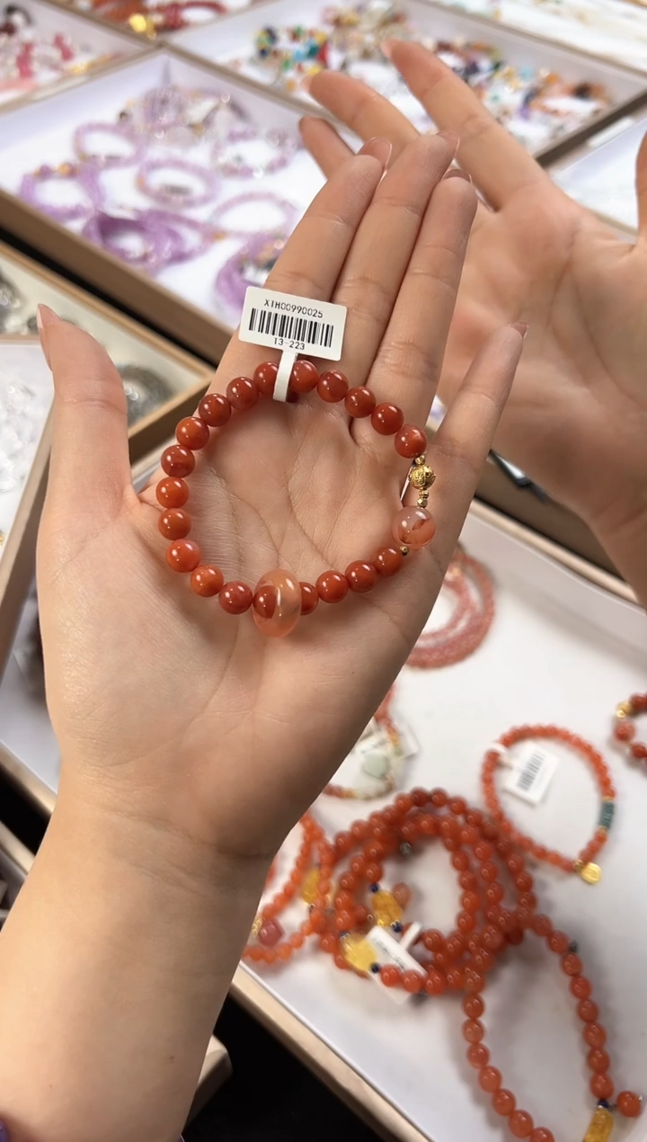 【闪购商品】南红玛瑙手链未镶嵌颜色微差多样性发货发其一