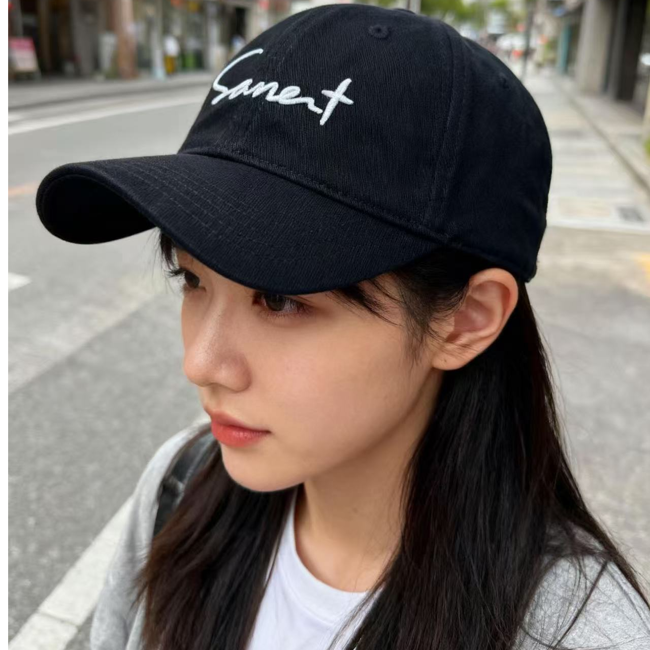 休闲刺绣软顶韩版网红棒球帽潮流ins鸭舌帽宽檐帽子时尚黑色百搭