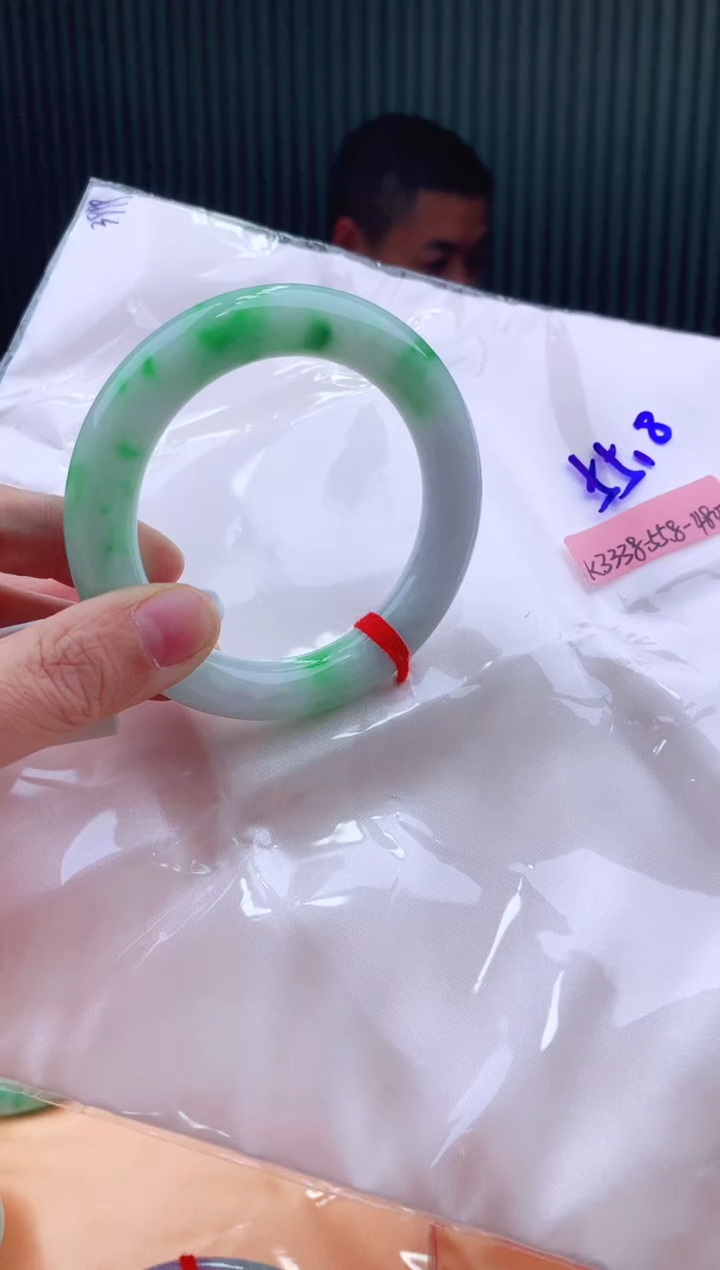 未镶嵌手镯翡翠55+