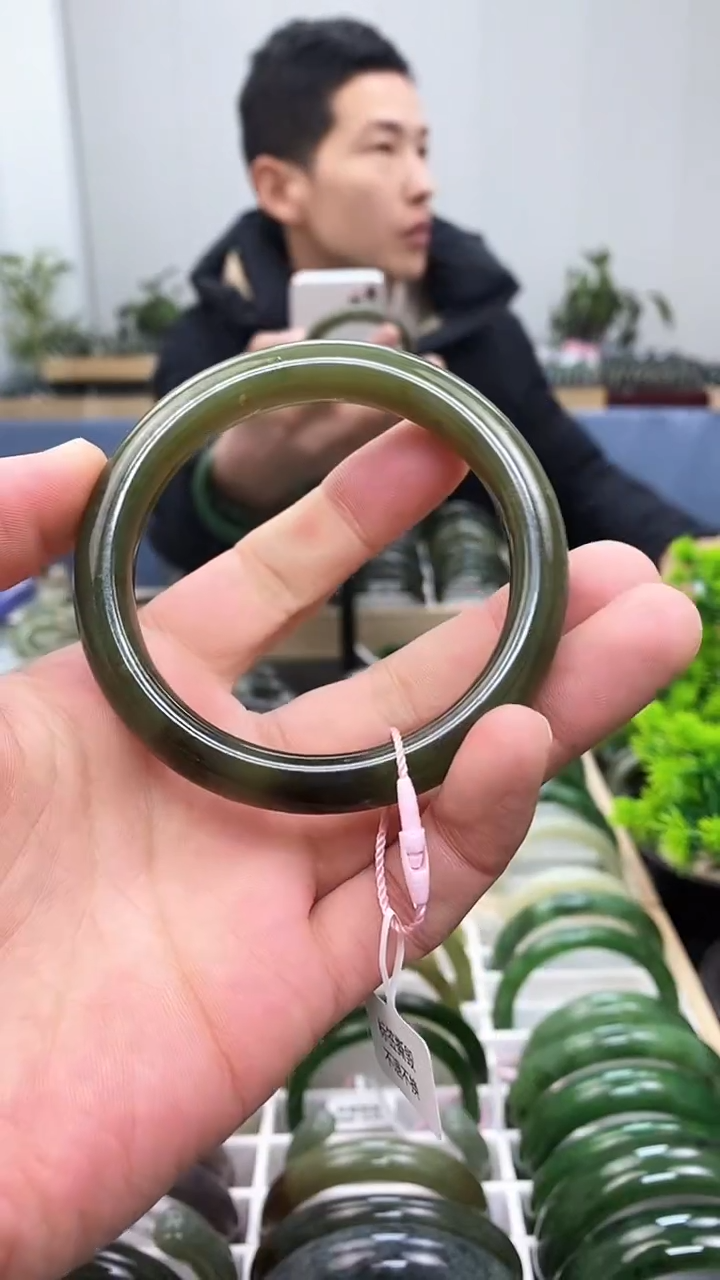 【闪购商品】和田玉手镯未镶嵌60.8