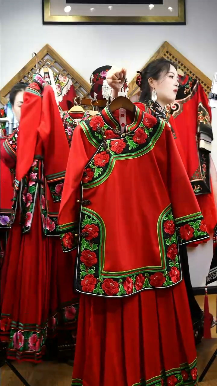 儿童套装 上衣+裙子   