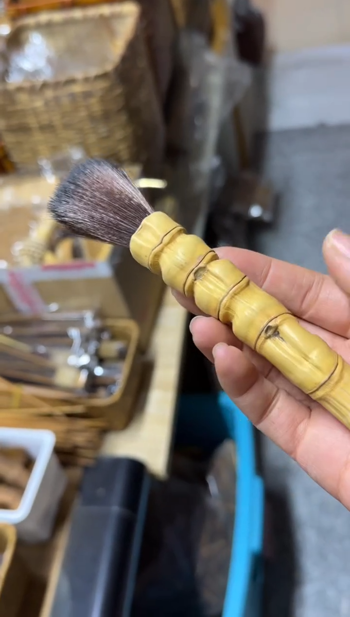 【闪购商品】闪购商品特价养护笔一个