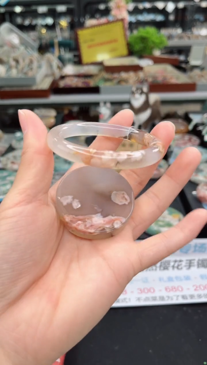 【闪购商品】石英质玉手镯未镶嵌52圈口（赠品镯心）3540194