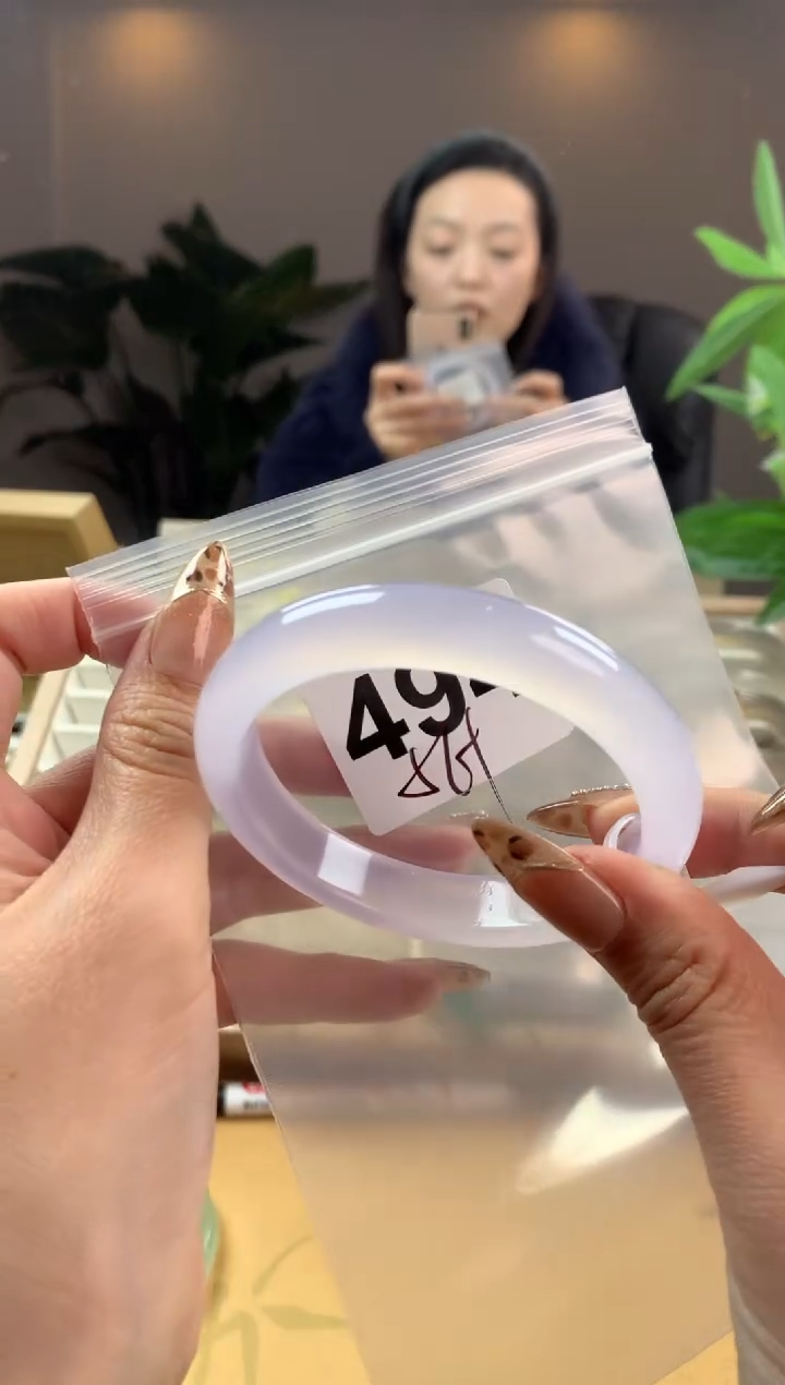 【闪购商品】玛瑙/玉髓手镯未镶嵌494