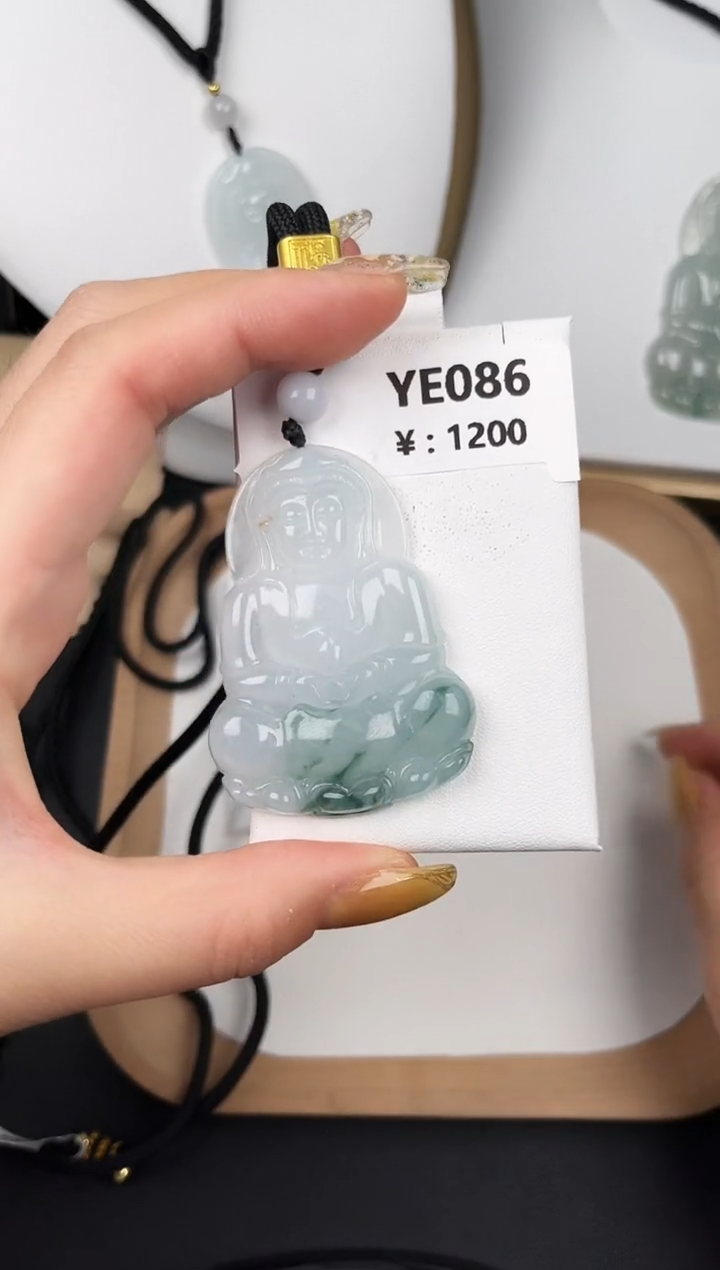 颈饰未镶嵌翡翠YE086冰飘花大观音