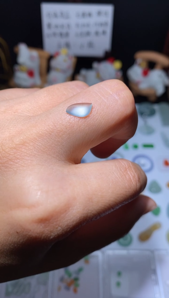 未镶嵌定制翡翠随形