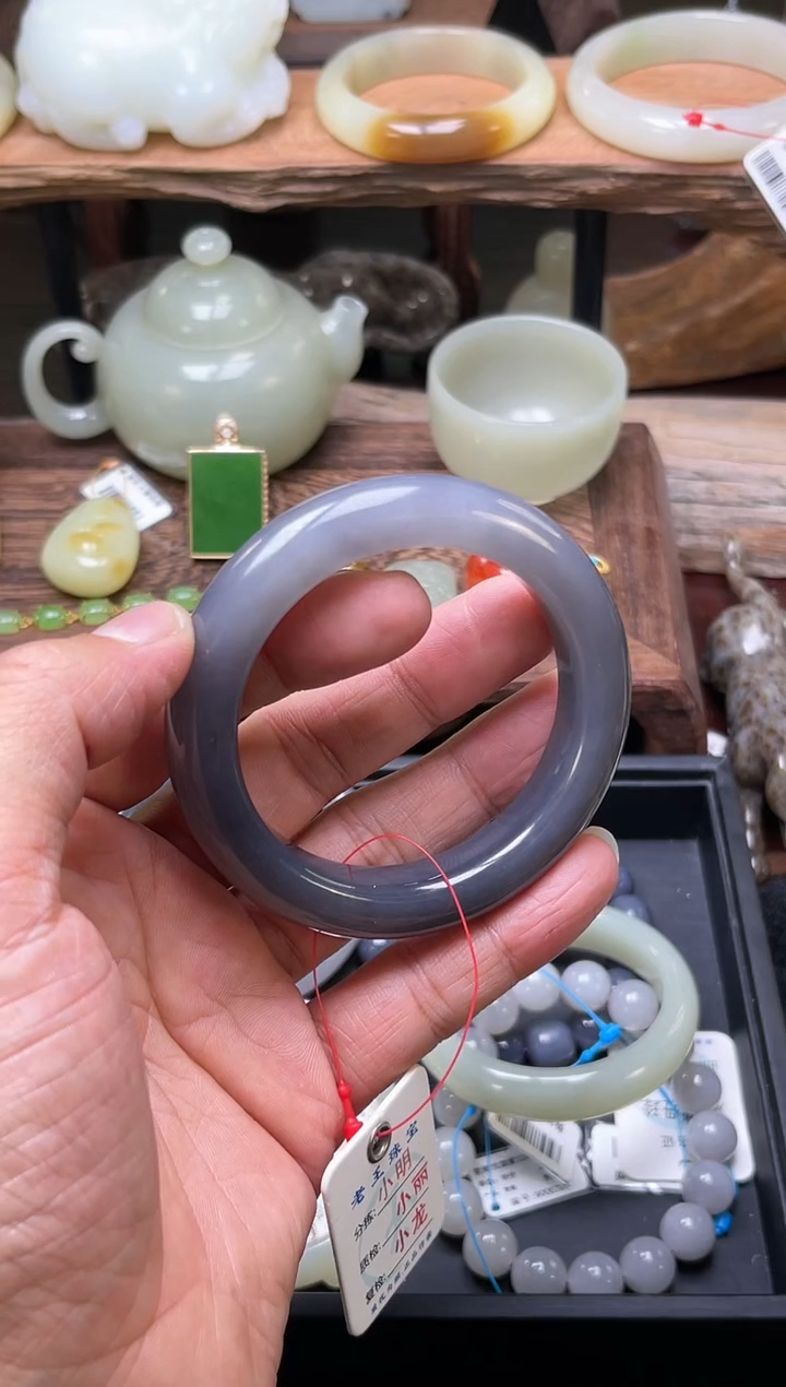 【闪购商品】和田玉手镯未镶嵌青海烟紫 56圈 9006750