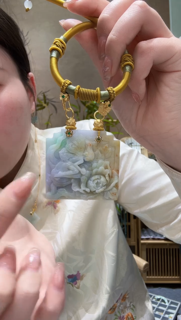 【闪购商品】翡翠颈饰未镶嵌吊坠