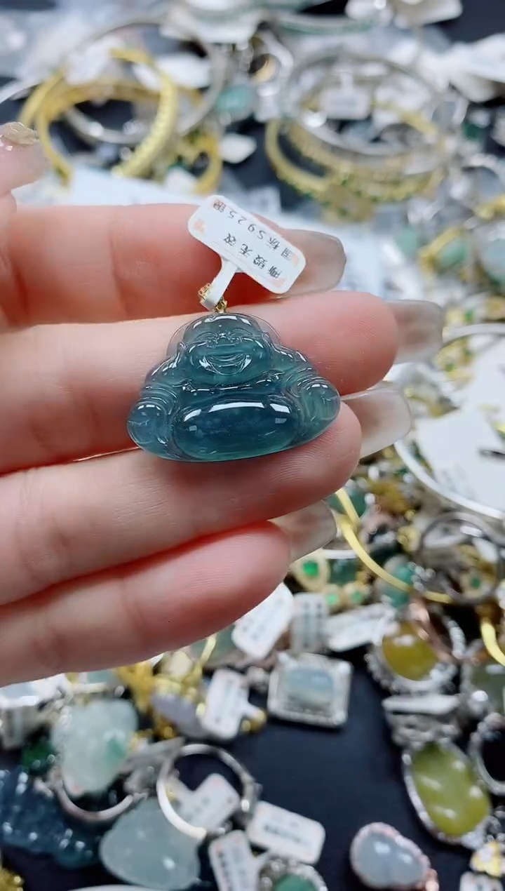 【闪购商品】翡翠颈饰18K金镶嵌天然翡翠