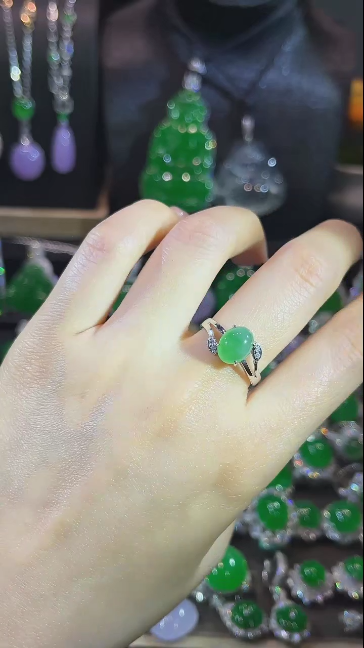 【闪购商品】翡翠戒指18K金镶嵌戒指