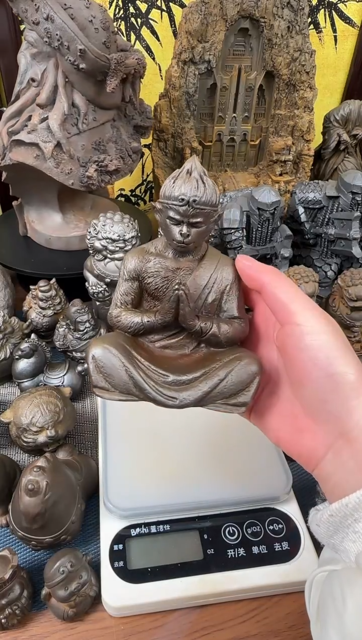 铁精致创意摆件大号悟空双手合十