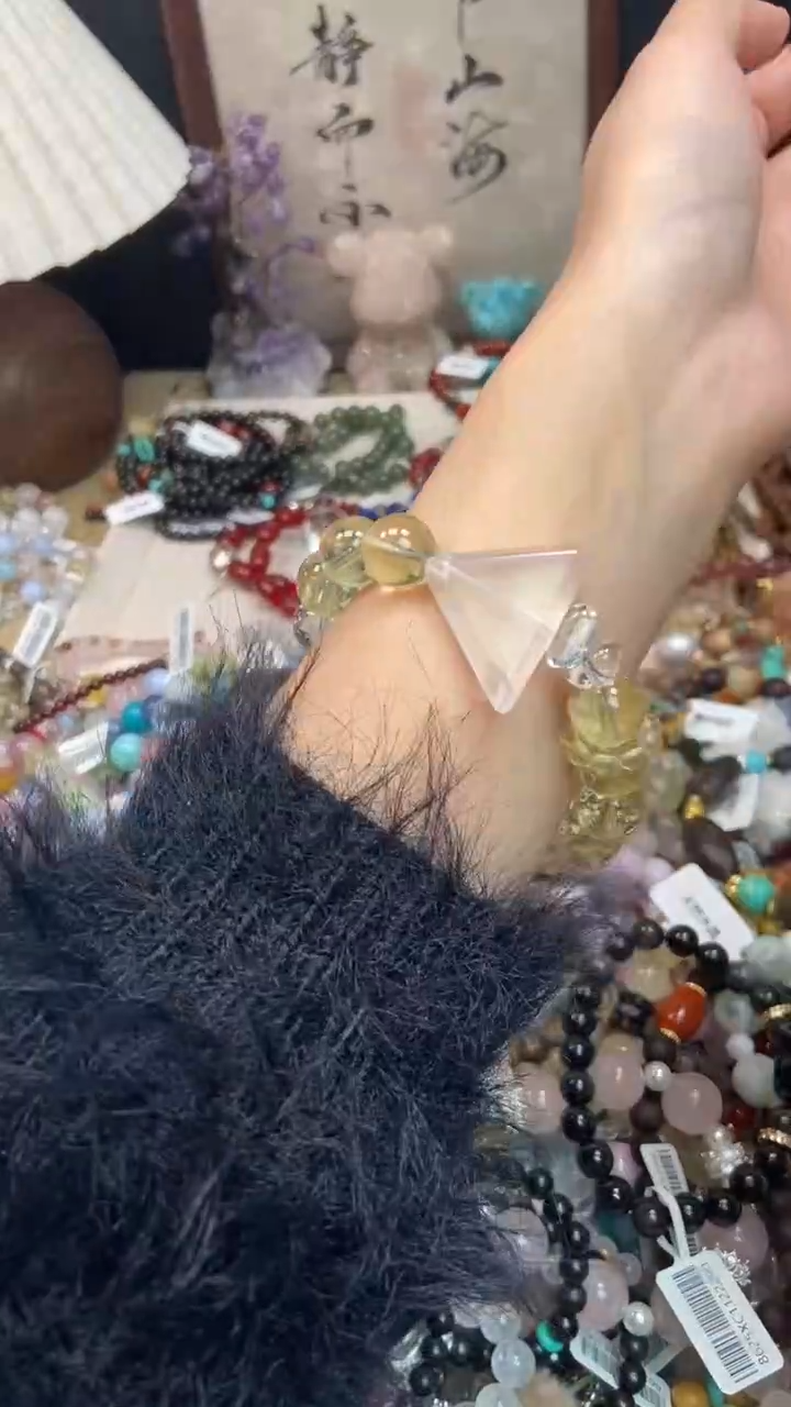 未镶嵌手链黄晶435