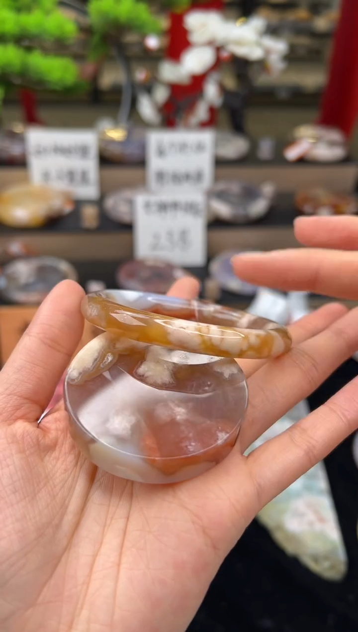 【闪购商品】石英质玉手镯未镶嵌54圈口（赠送镯心)21068
