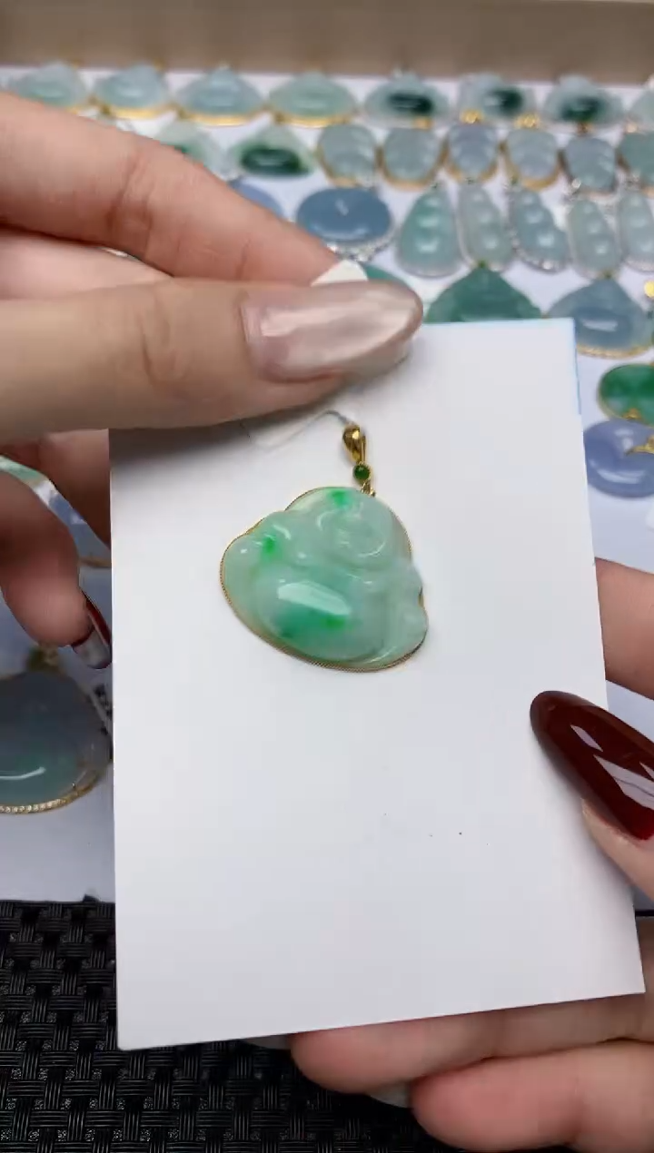 【闪购商品】翡翠颈饰18K金镶嵌天然翡翠a货