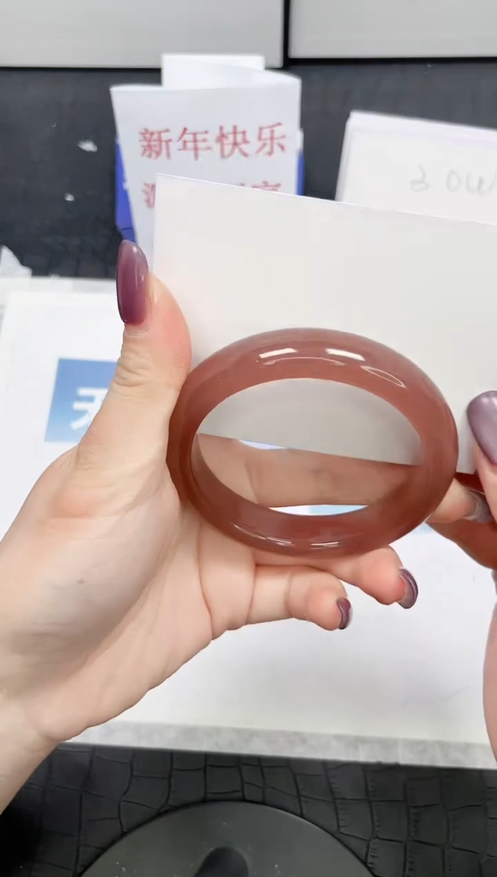 【闪购商品】石英质玉手镯未镶嵌230-57.7