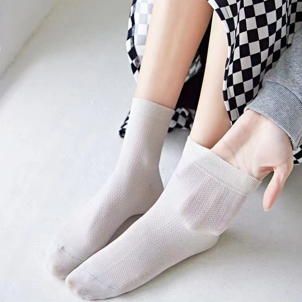 瑞孚特袜子春夏新款加香防臭袜中筒女袜棉袜网面透气纯色批发2008