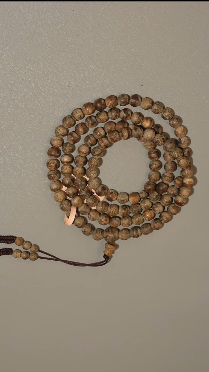 沉香手串柬埔寨棋楠种0.6多圈108颗手串10克+