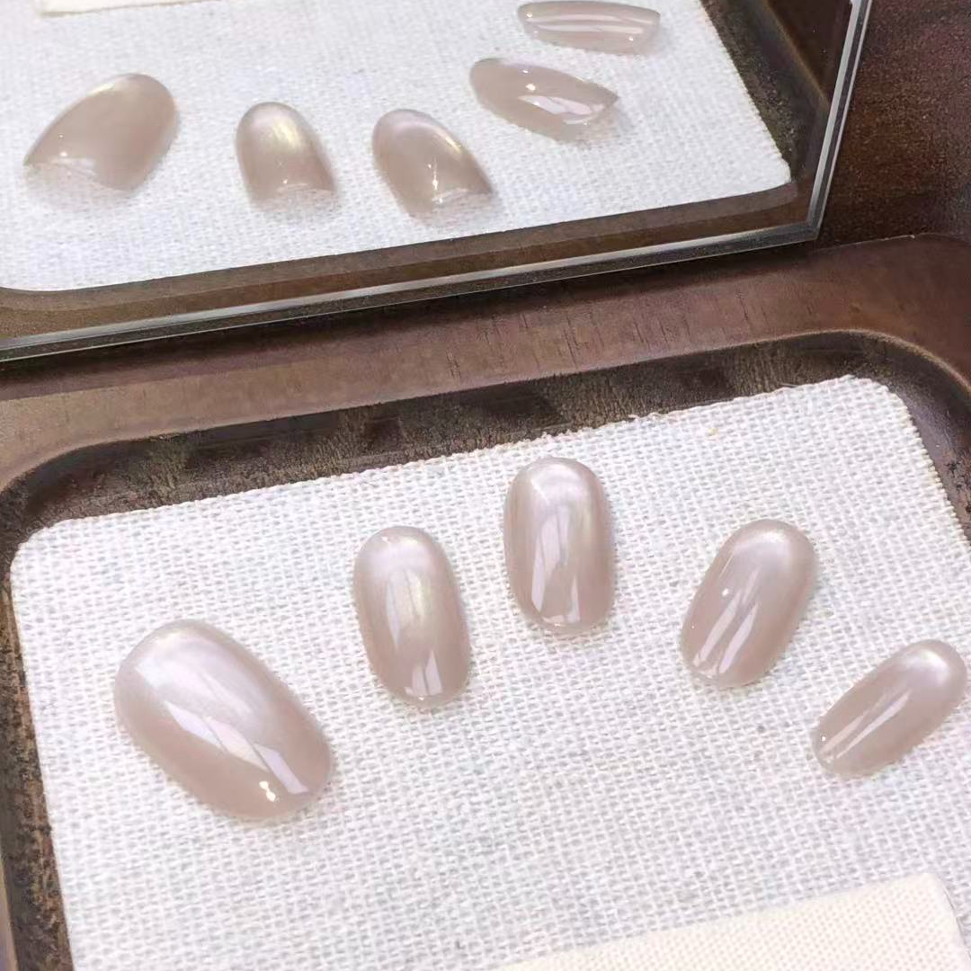 【融雪之时】清冷高级的淡雅奶灰气质冰透裸色猫眼穿戴甲片10片装