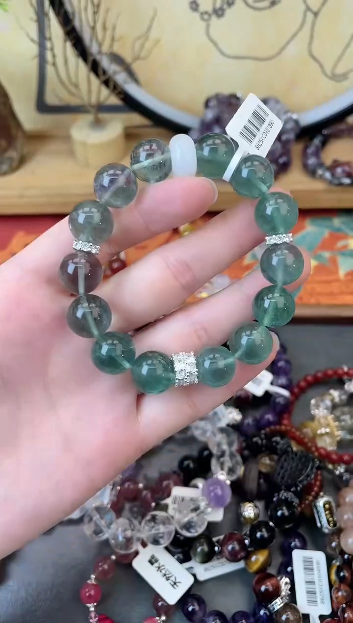 【闪购商品】萤石手链未镶嵌118手串