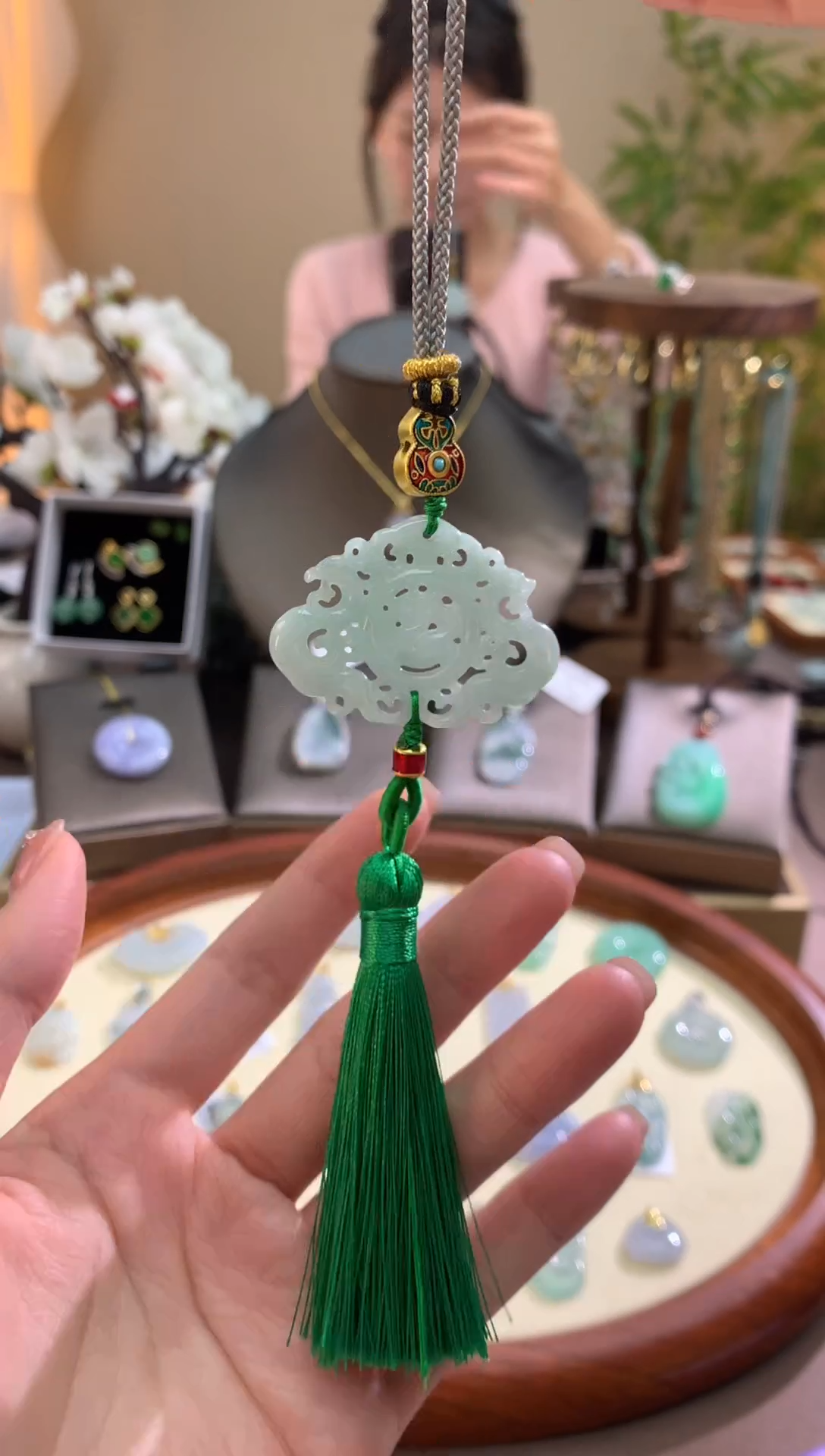 【闪购商品】翡翠颈饰未镶嵌车载挂饰