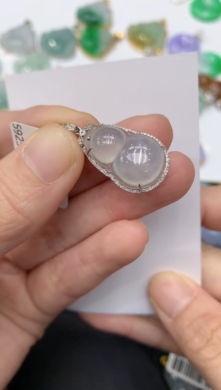 【闪购商品】翡翠颈饰18K金镶嵌111111111111