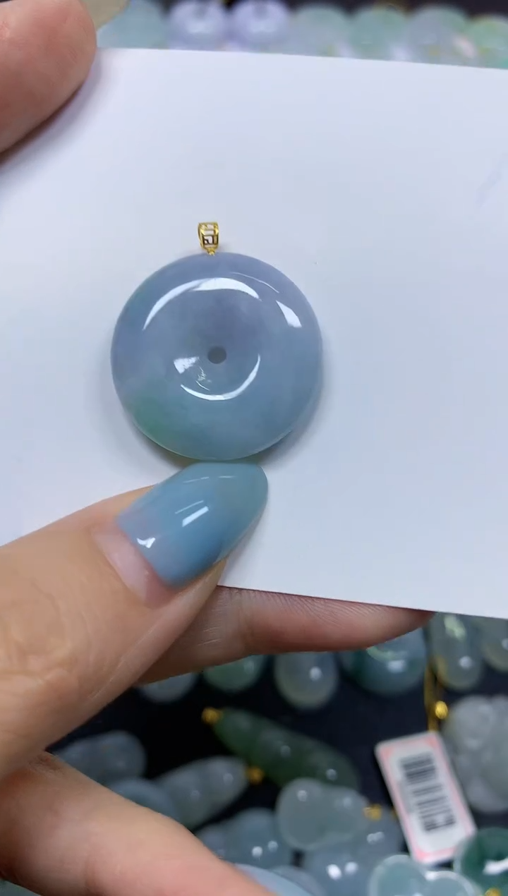翡翠18K金镶嵌颈饰天然翡翠A货