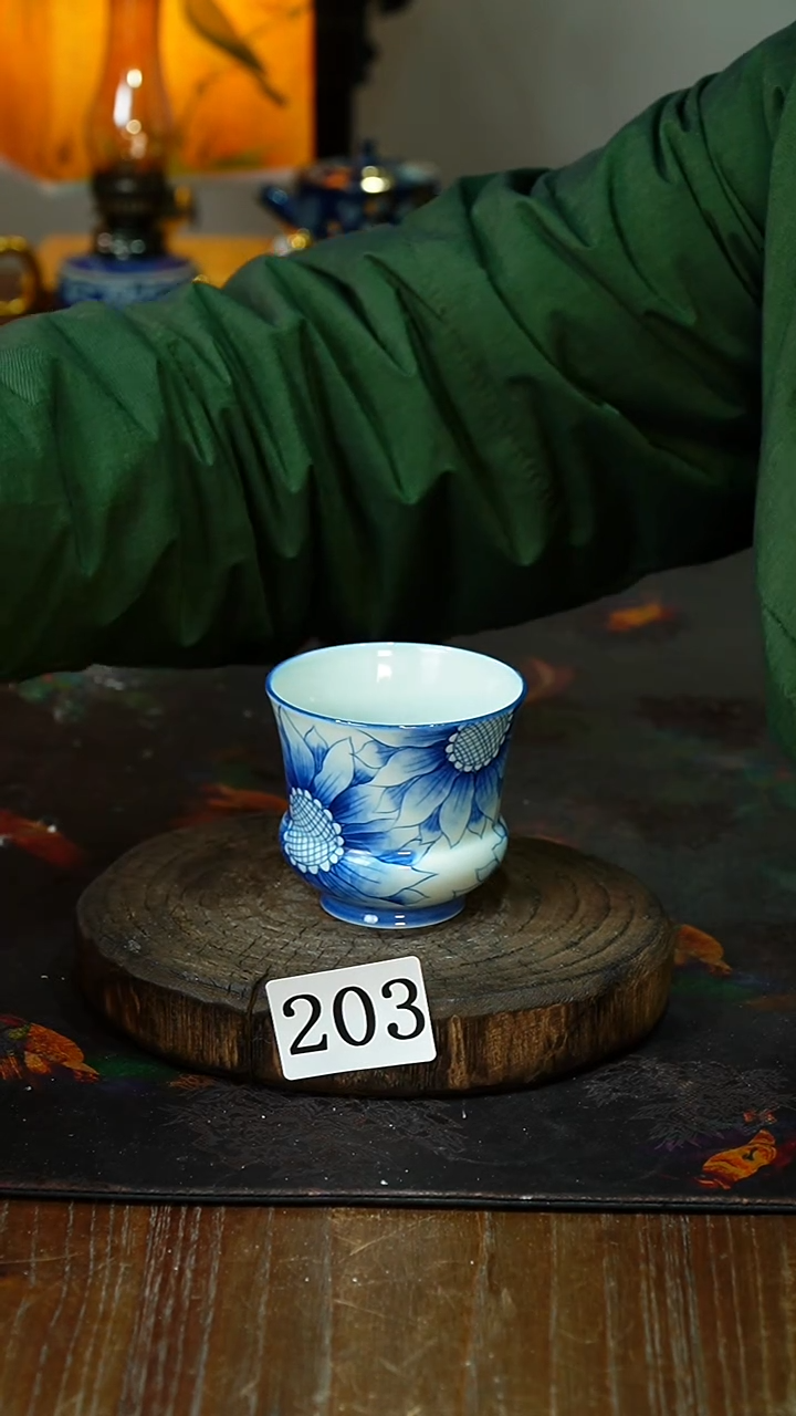 【闪购商品】.............茶碗微瑕203