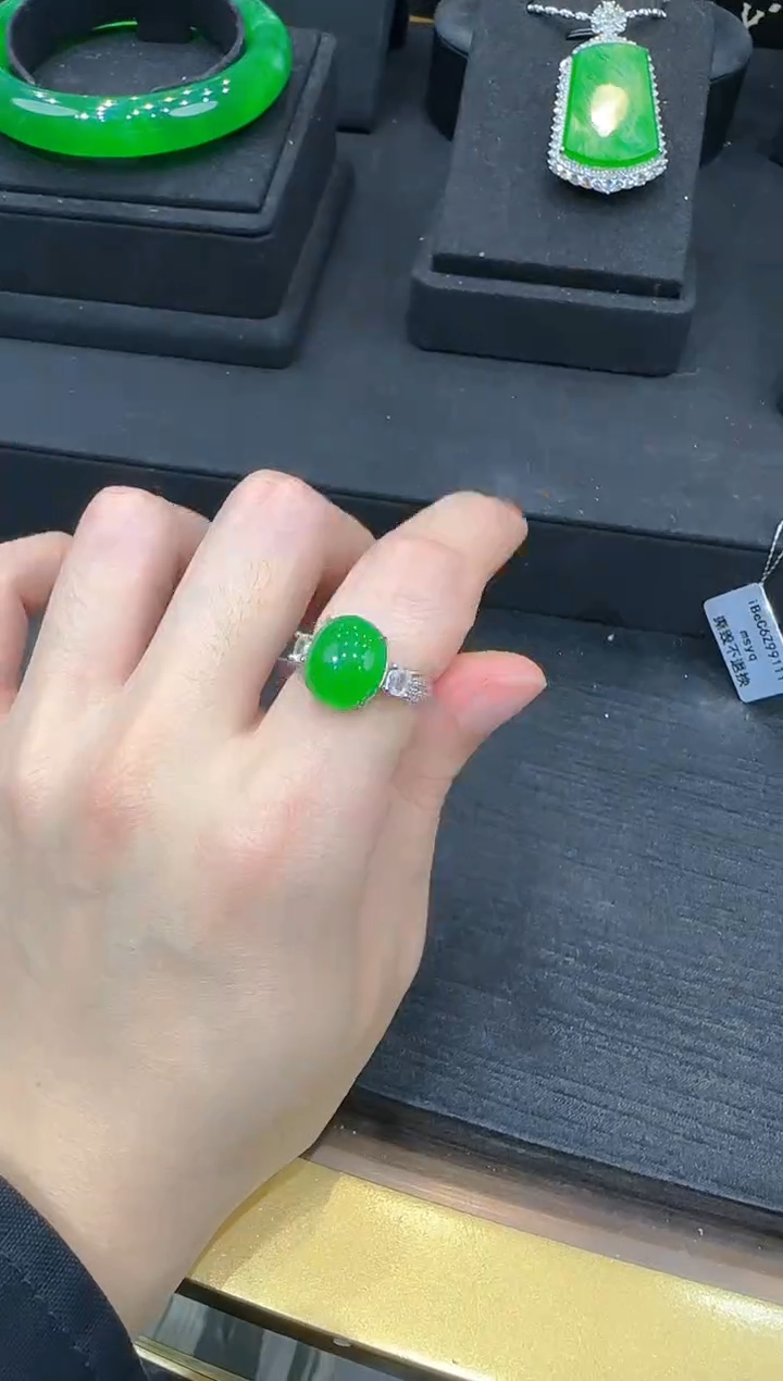 【闪购商品】翡翠戒指银S925镶嵌天然翡翠A货多样性发一件