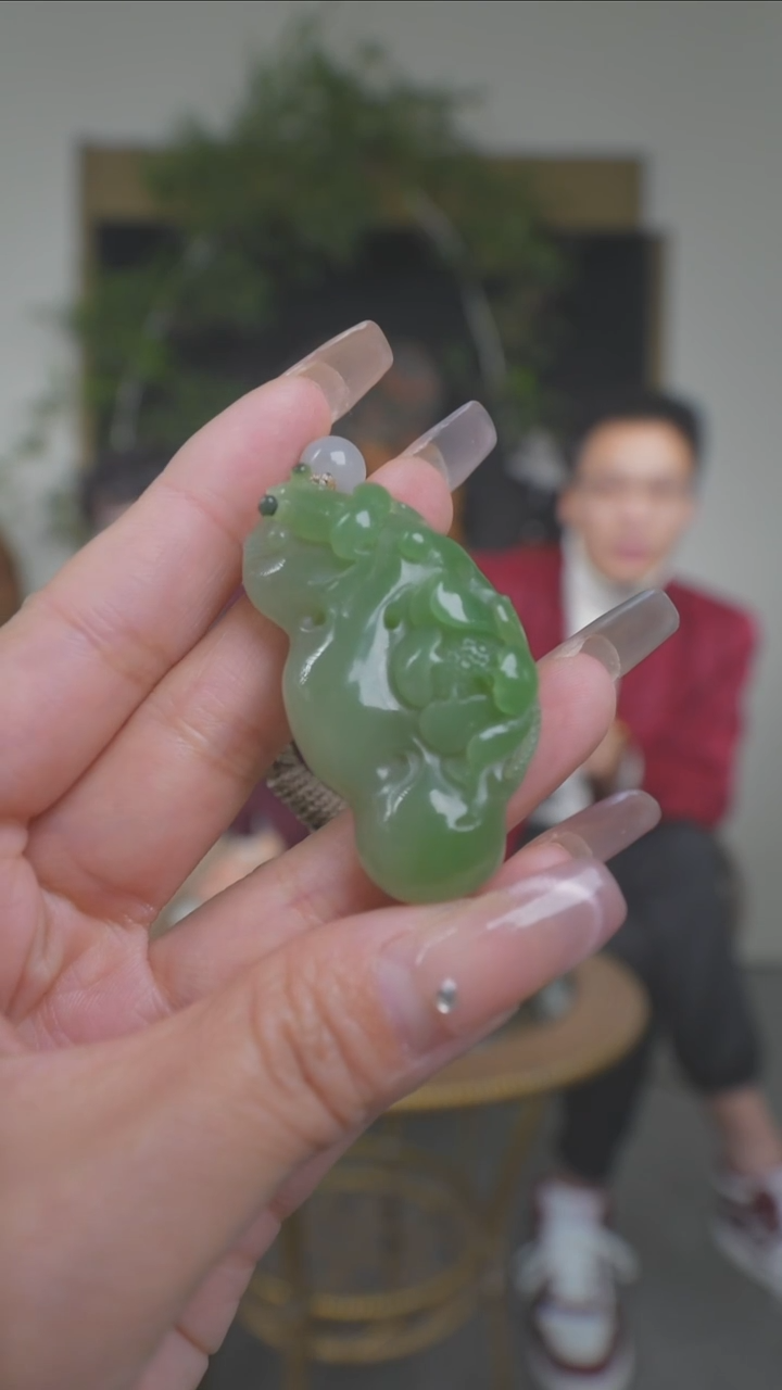 未镶嵌和田玉挂件29-呱呱来米