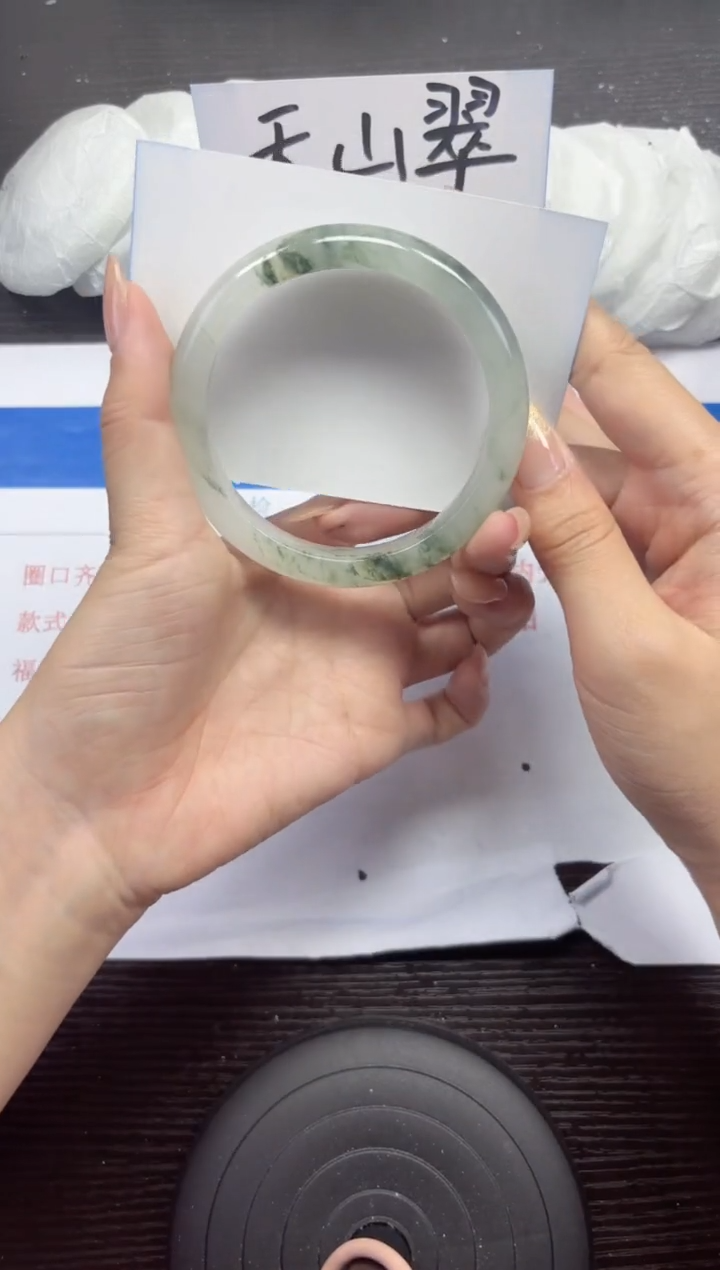 石英质玉手镯未镶嵌A40-62.63