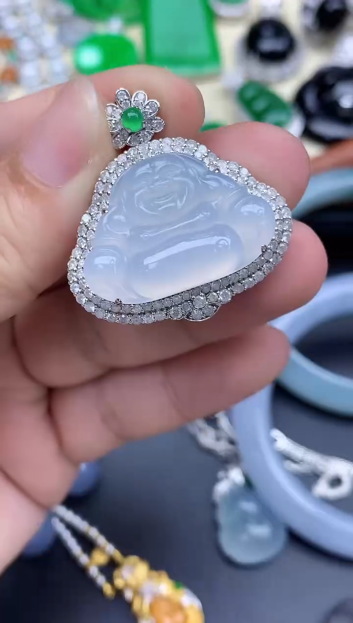 颈饰18K金镶嵌翡翠608-中国好珍宝