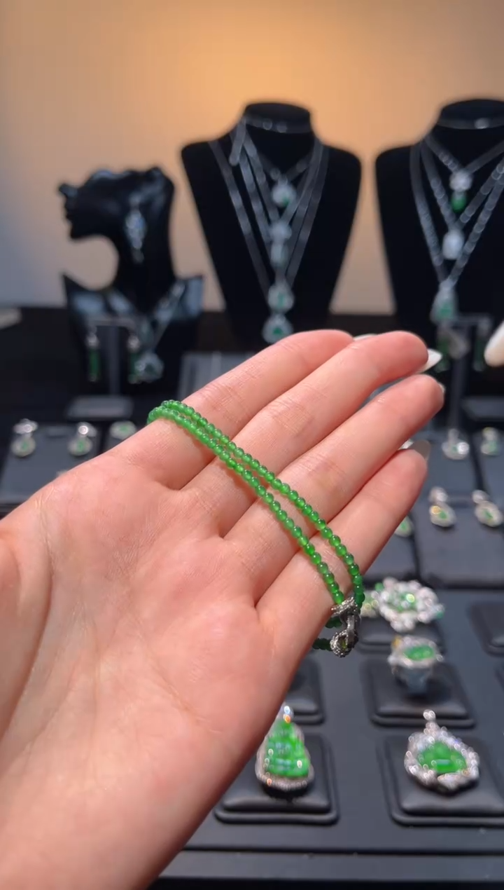 银S925镶嵌手串翡翠青*草小米珠