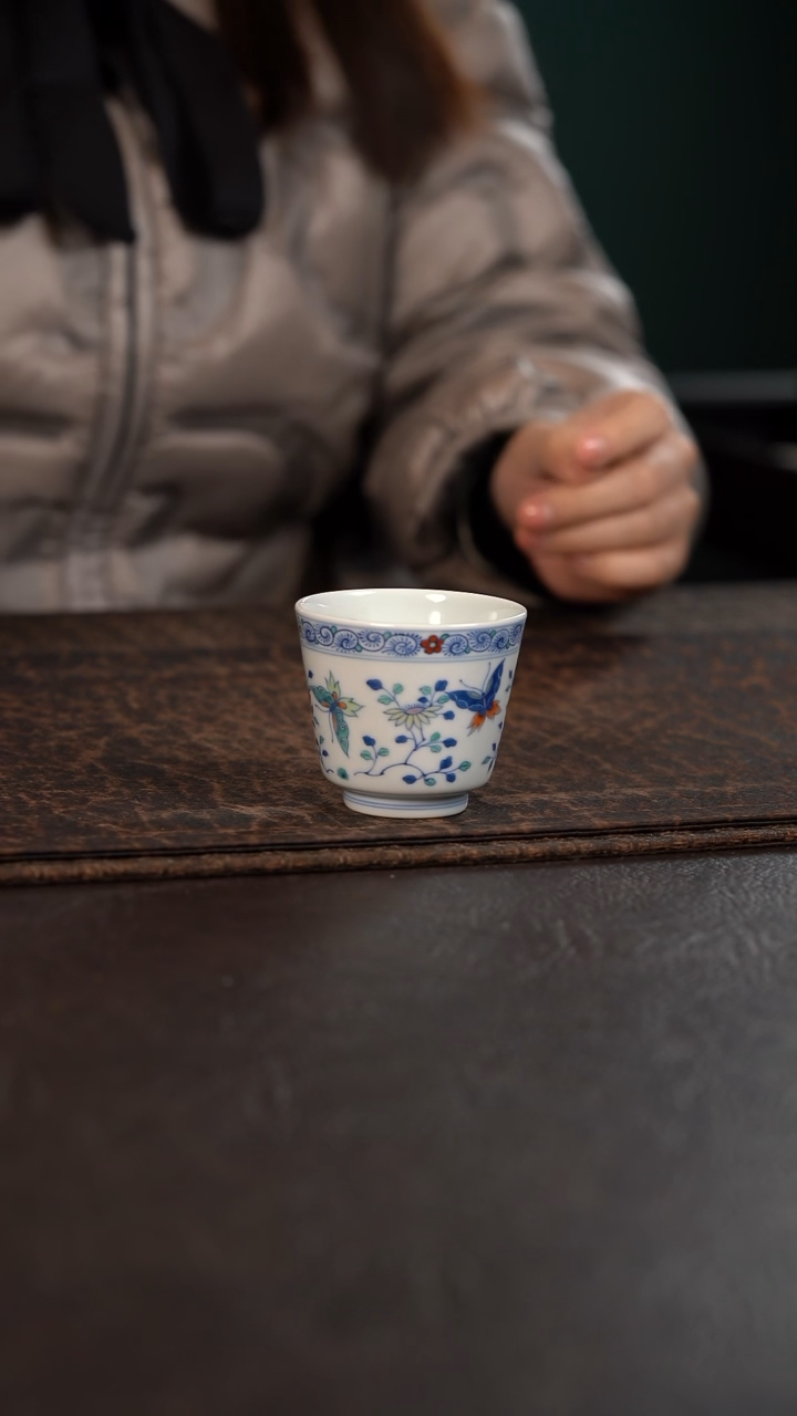 【闪购商品】杯云霞珍藏斗彩折枝花直口杯