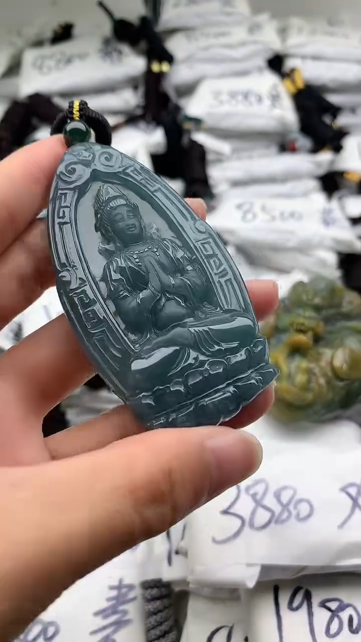 【闪购商品】翡翠颈饰未镶嵌555555555555