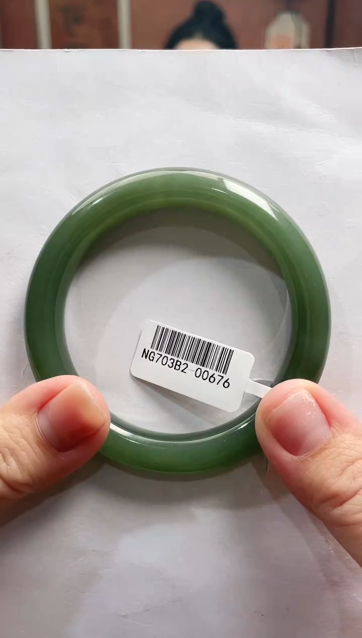 【闪购商品】和田玉手镯未镶嵌57圈口