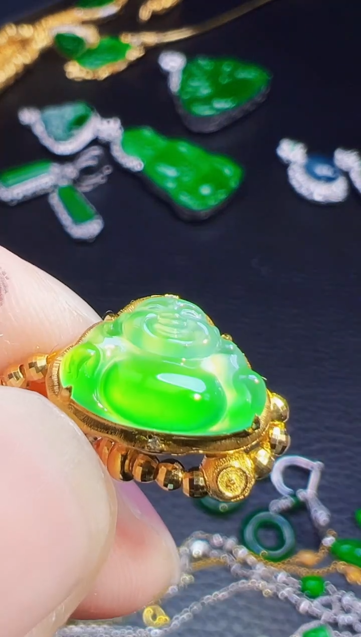 18K金镶嵌手链翡翠博**觀翡翠