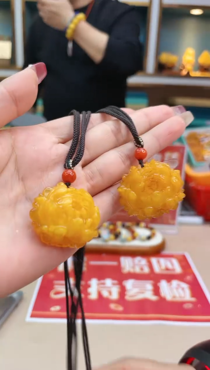 【闪购商品】蜜蜡裸石未镶嵌多样性发一@@ZY41016020